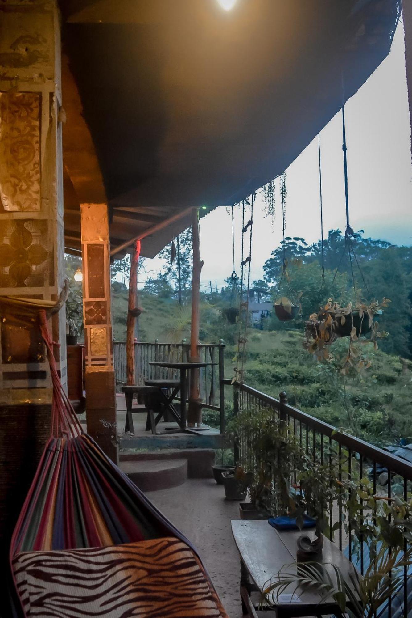 Hostal Tree House Элла Экстерьер фото